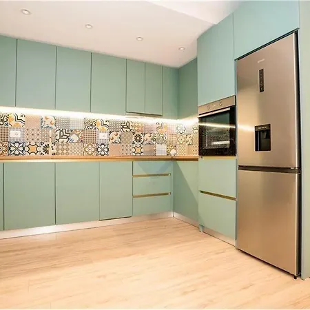 Erblin * Саранда