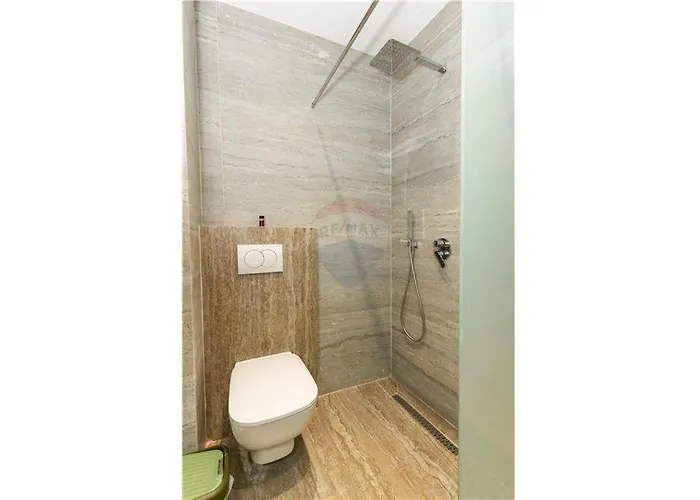 Erblin Саранда